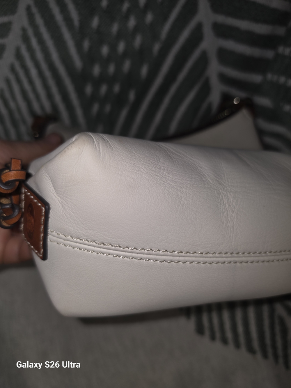 Dooney & Bourke Cream Crossbody with Brown Trim - Picture 9 of 12